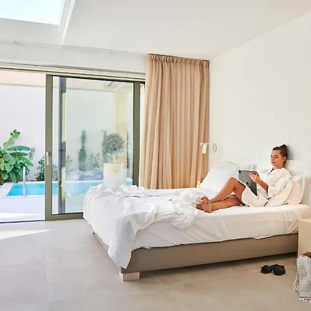 Apartment Cavo Delea & *