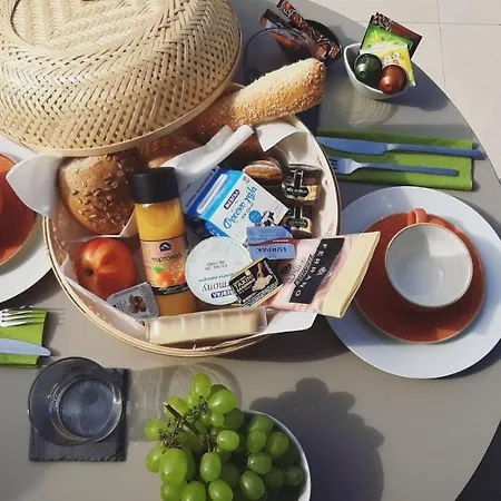 Cavo Delea & דירה פוסידי