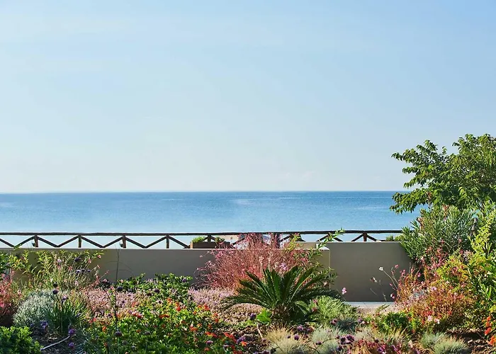 Apartment Cavo Delea & Posidi